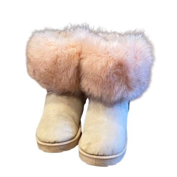 Pink Furry UGG Boots Size 10 Mid Ankle Light Pink Fur Suede - Picture 6 of 16
